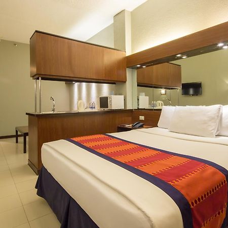 Microtel By Wyndham Eagle Ridge General Trias  Exterior foto