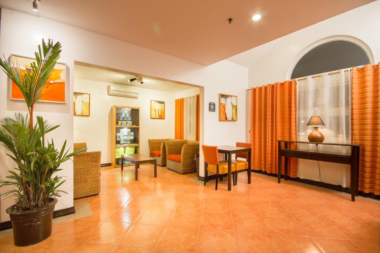 Microtel By Wyndham Eagle Ridge General Trias  Exterior foto