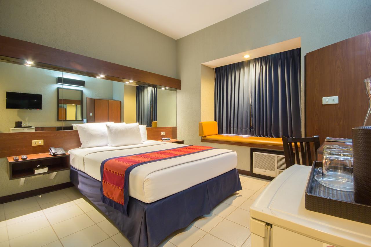 Microtel By Wyndham Eagle Ridge General Trias  Exterior foto